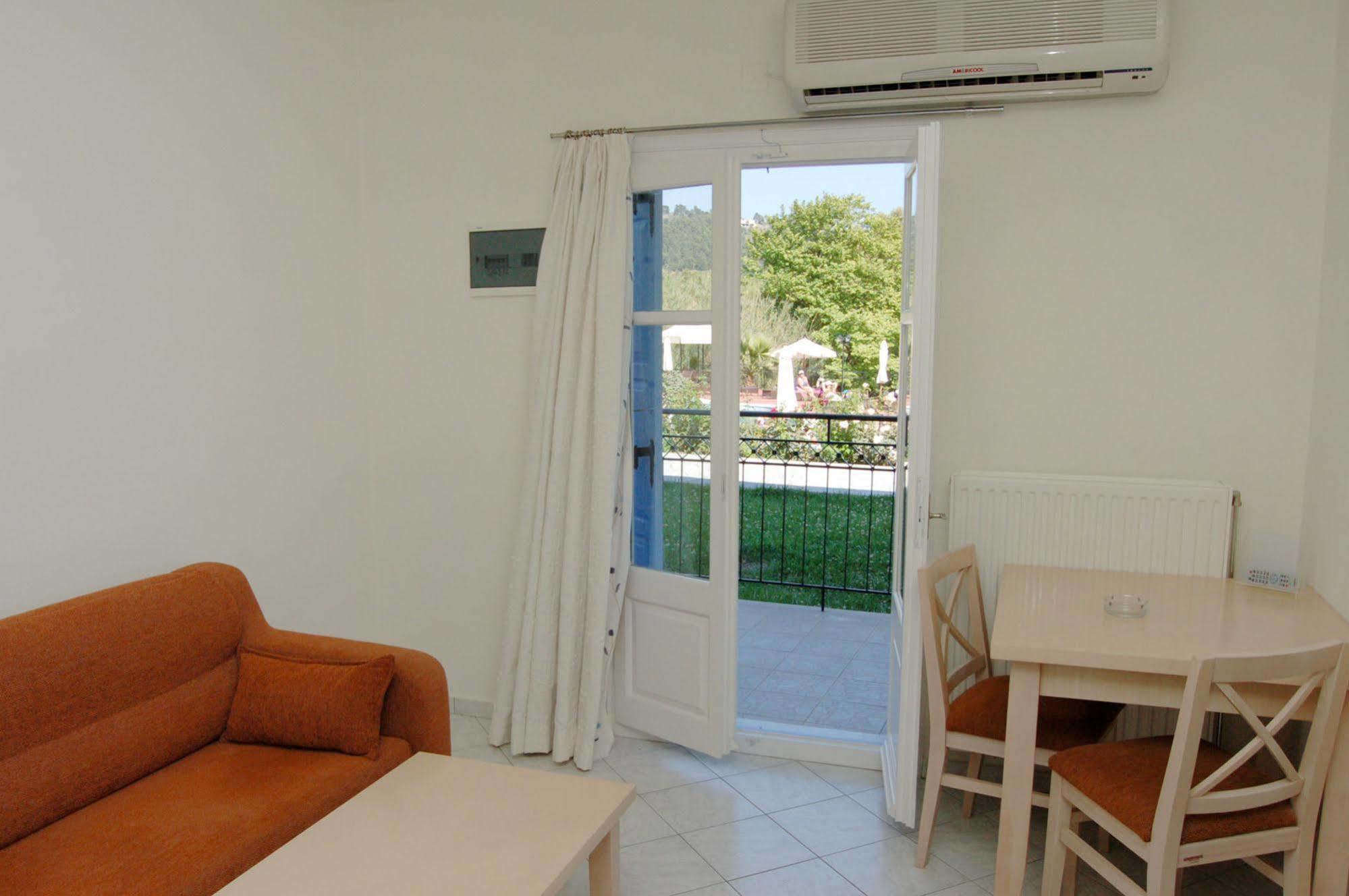 Marialena Village Platanias  Buitenkant foto